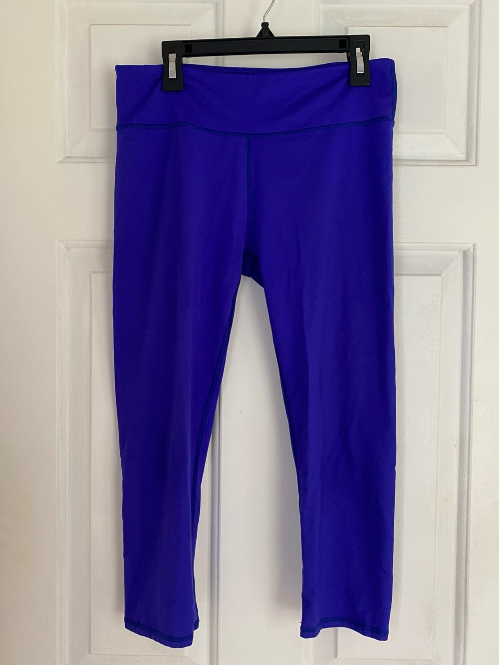 Fabletics Define Powerhold Midrise Capri Leggings Purple/Blue Size Small